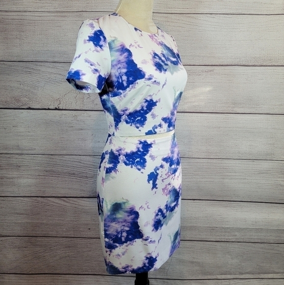 BEC & Bridge Saint Cloud Tie Dye Print Cut Out Waist Mini Dress Size 4 - Picture 5 of 9
